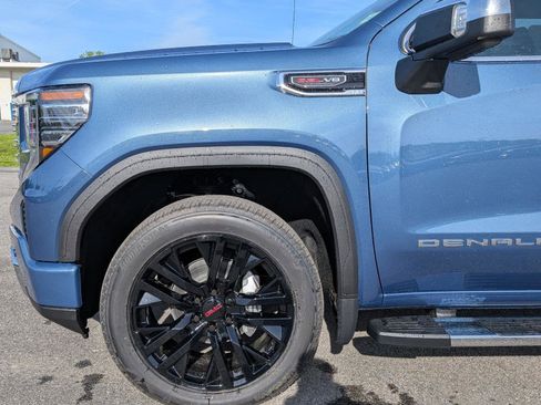 New 2026 GMC Sierra 1500 Denali w/ Technology Package AWD/4WD image 3