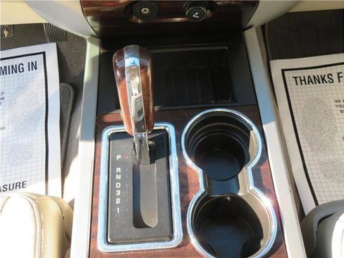 Used 2007 Ford Expedition EL Limited image 30