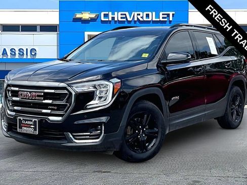 Used 2022 GMC Terrain AT4 w/ Infotainment Package II AWD/4WD image 2