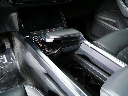 Certified 2023 Audi e-tron Premium w/ Convenience Plus Package AWD/4WD image 18