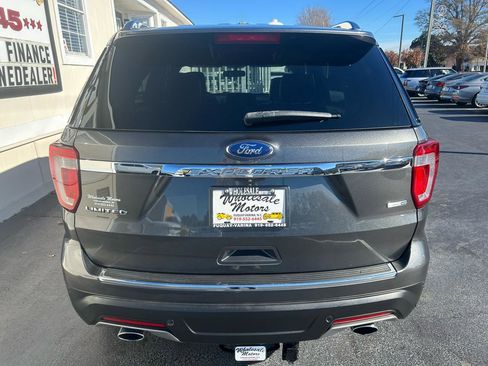 Used 2018 Ford Explorer Limited image 6