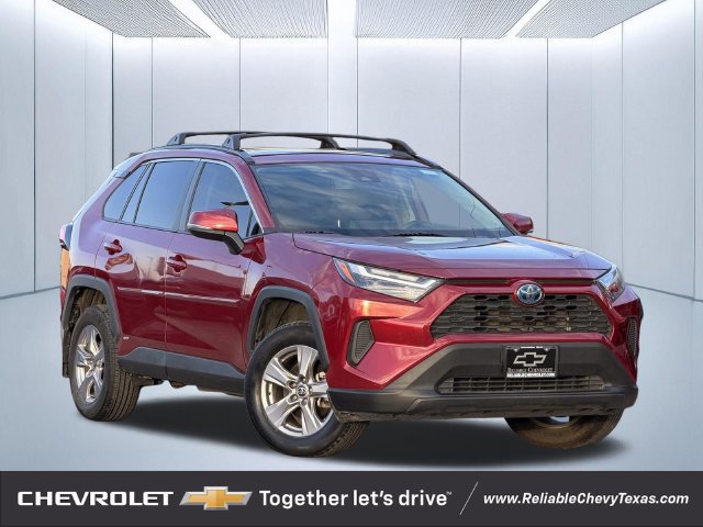 Used 2024 Toyota RAV4 XLE w/ Convenience Package AWD/4WD image 1
