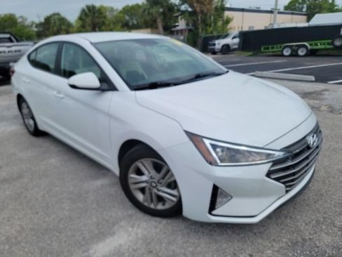 Used 2020 Hyundai Elantra SEL w/ Cargo Package (C1) FWD image 1