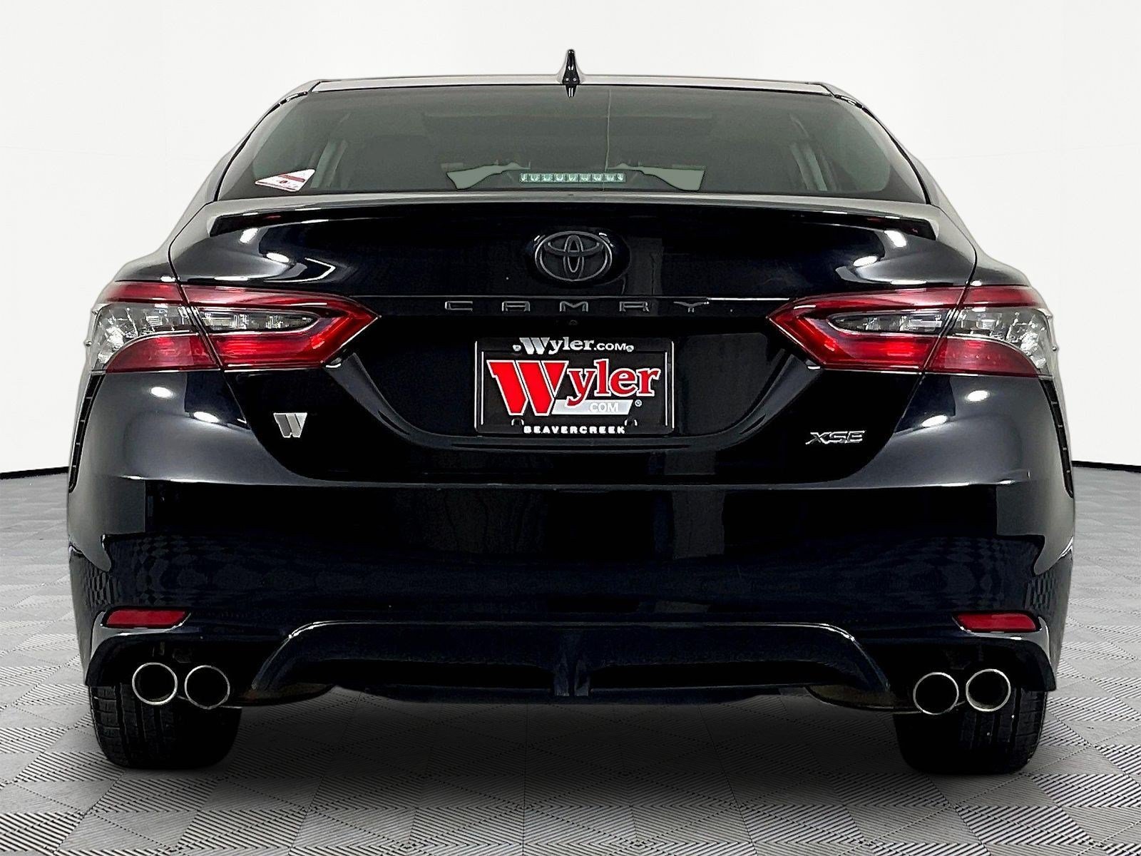 Used 2023 Toyota Camry XSE FWD image 5