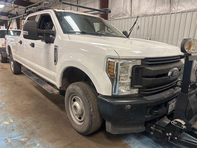 Used 2019 Ford F250 XL w/ Power Equipment Group AWD/4WD image 2