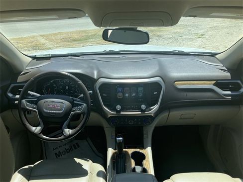 Used 2019 GMC Acadia Denali image 11