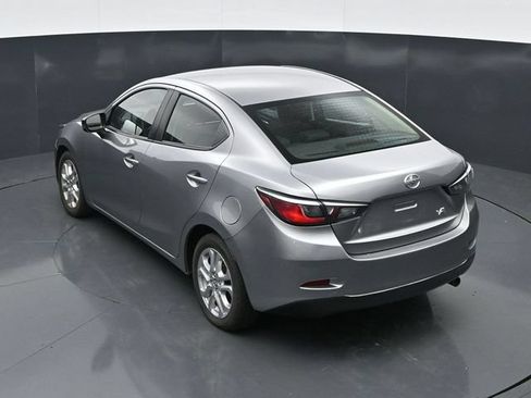 Used 2016 Scion iA FWD image 33