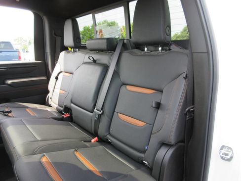 Certified 2025 GMC Sierra 2500 AT4 w/ AT4 Premium Plus Package AWD/4WD image 26