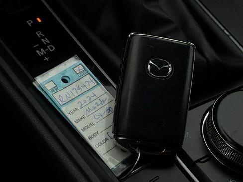 Used 2024 MAZDA CX-50 AWD 2.5 S w/ Preferred Package image 37