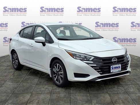 Used 2025 Nissan Versa SV w/ Trunk Package image 1