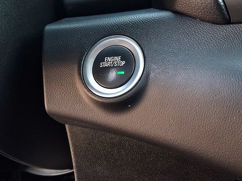 Used 2018 GMC Terrain SLE FWD image 23