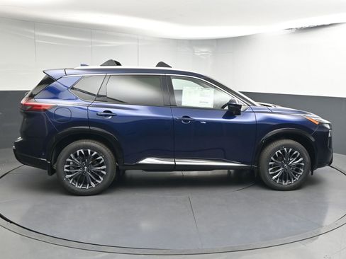 New 2026 Nissan Rogue Platinum w/ Platinum Premium Package AWD/4WD image 8