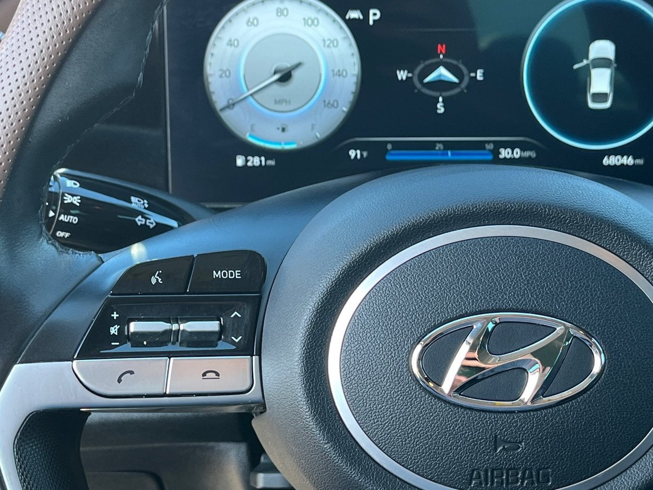 Used 2023 Hyundai Elantra Limited w/ Cargo Package FWD image 19