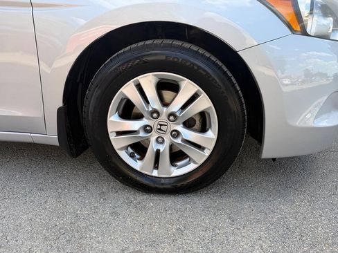 Used 2009 Honda Accord LX-P image 12