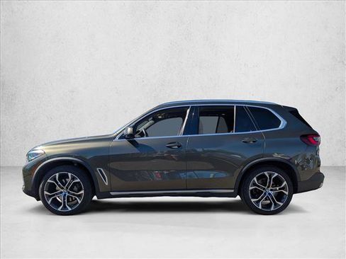 Used 2021 BMW X5 sDrive40i image 9
