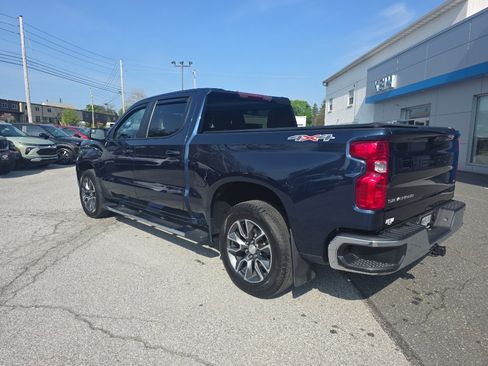 Used 2022 Chevrolet Silverado 1500 LT w/ Protection Package AWD/4WD image 7