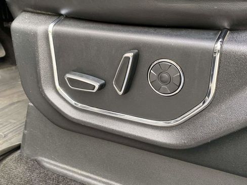 Used 2018 Ford F150 Platinum w/ Trailer Tow Package image 19