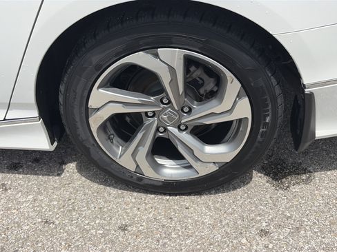 Used 2018 Honda Accord EX-L image 16