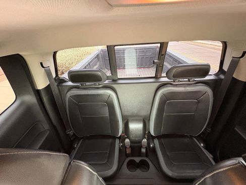 Used 2015 Chevrolet Colorado Z71 RWD image 7