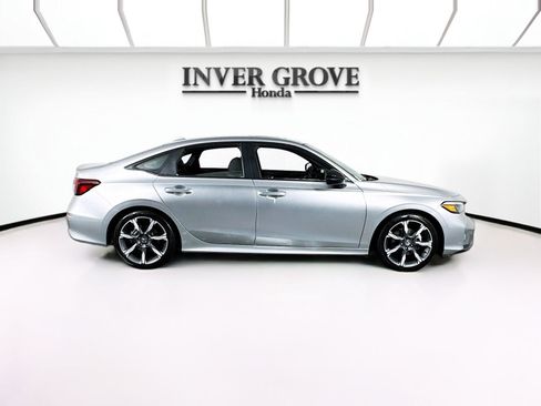 Certified 2025 Honda Civic Sport Touring image 4