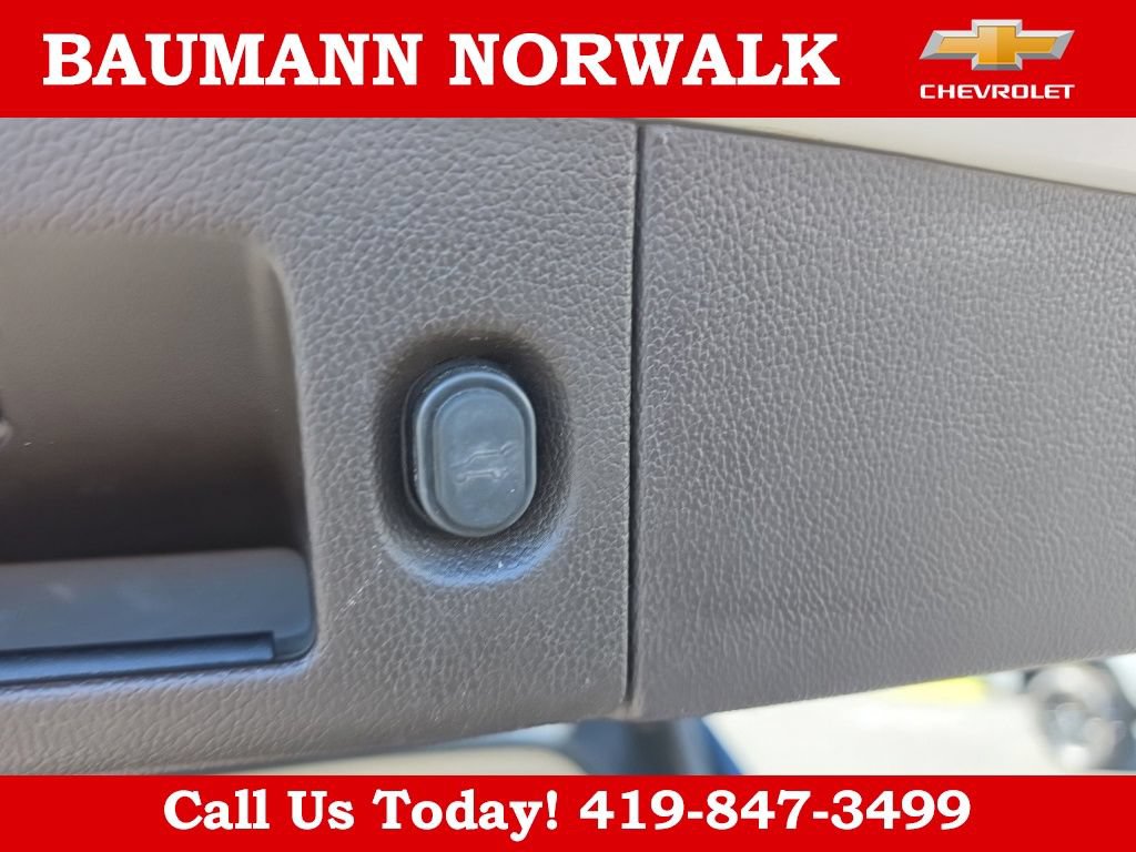 Used 2017 GMC Yukon XL Denali w/ Open Road Package AWD/4WD image 69