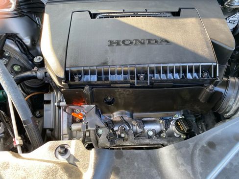 Certified 2023 Honda Pilot Touring image 20