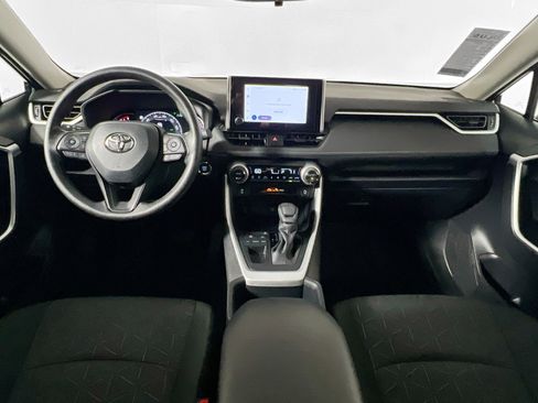 Used 2025 Toyota RAV4 XLE w/ Convenience Package FWD image 30