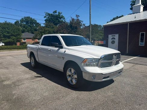 Used 2017 RAM 1500 Big Horn AWD/4WD image 3