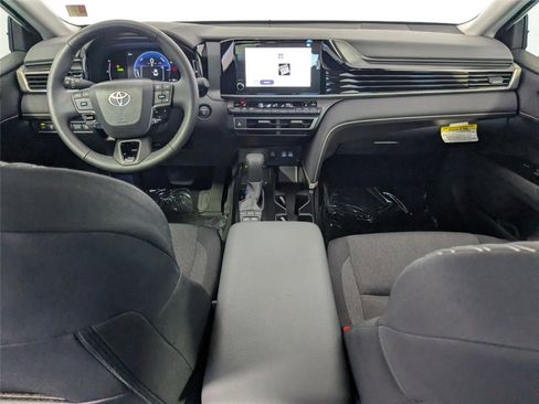 Certified 2025 Toyota Camry LE image 34