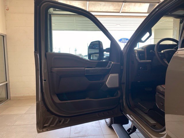 Used 2026 Ford F250 King Ranch w/ Chrome Package AWD/4WD image 11
