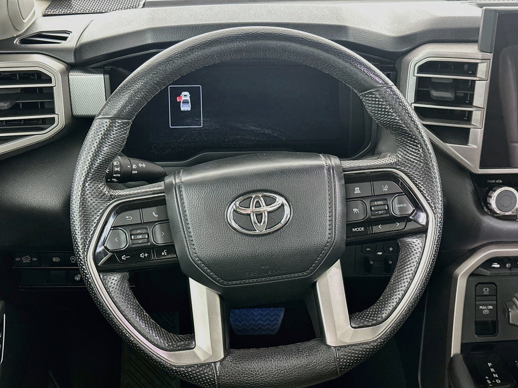 Used 2024 Toyota Tundra Limited RWD image 18