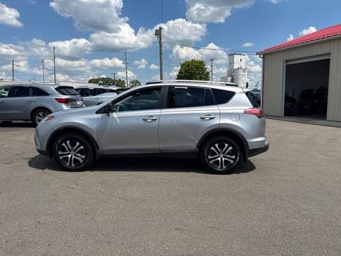 Used 2017 Toyota RAV4 LE w/ All Weather Liner Package AWD/4WD image 6