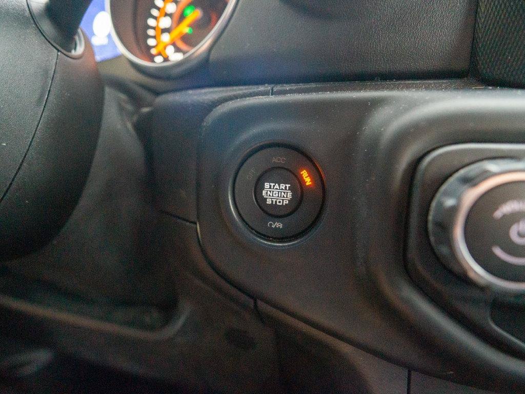 Used 2021 Jeep Wrangler Unlimited Sahara AWD/4WD image 22