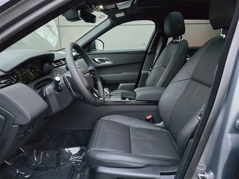 New 2025 Land Rover Range Rover Velar Dynamic SE image 23