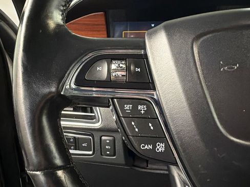 Certified 2021 Lincoln Navigator Reserve AWD/4WD image 19