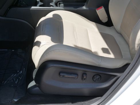 Used 2019 Honda CR-V EX-L image 13