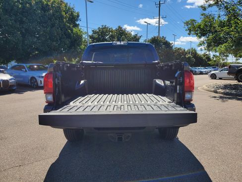 Used 2022 Toyota Tacoma SR AWD/4WD image 30