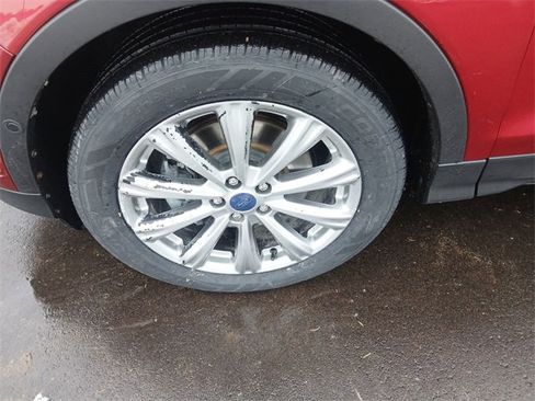 Used 2018 Ford Escape Titanium image 10