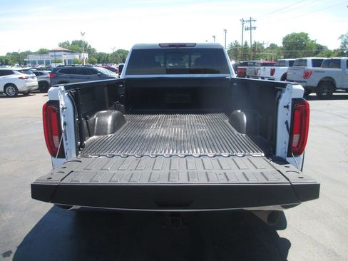 Used 2022 GMC Sierra 3500 SLT w/ SLT Convenience Package AWD/4WD image 7