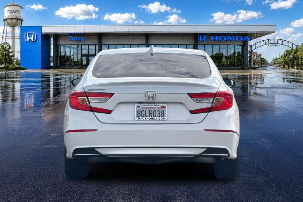 Used 2018 Honda Accord EX image 8