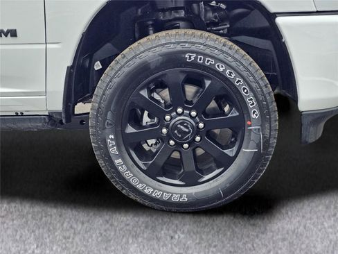 New 2026 RAM 2500 Laramie AWD/4WD image 6