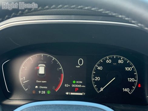 Certified 2025 Honda Pilot Touring image 19