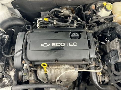 Used 2012 Chevrolet Cruze LS w/ Connectivity Package FWD image 22