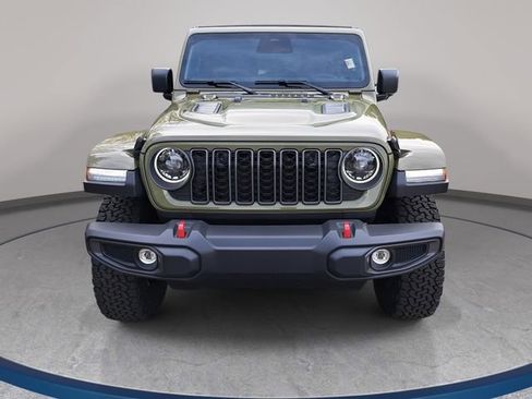 Used 2026 Jeep Wrangler Unlimited Rubicon AWD/4WD image 2