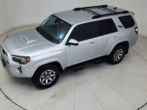 Used 2022 Toyota 4Runner TRD Off-Road image 75