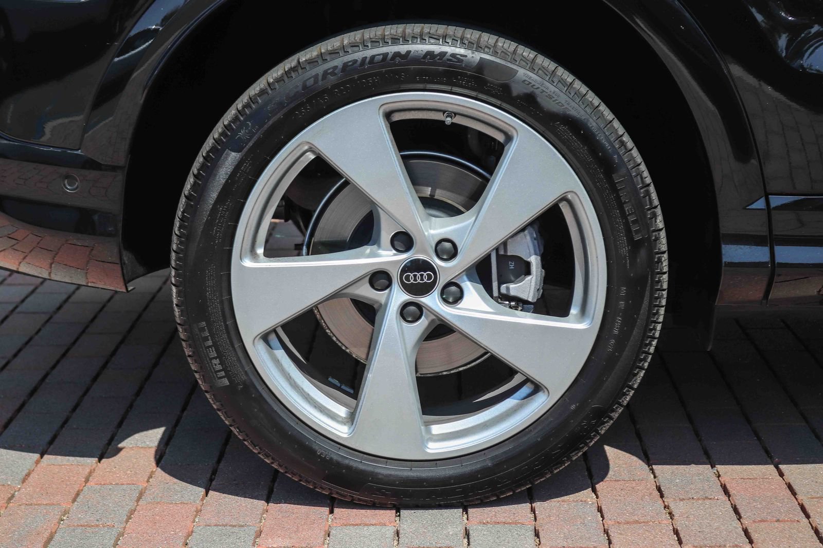 Certified 2025 Audi Q5 Premium w/ Premium Plus AWD/4WD image 10