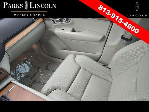 Used 2016 Volvo XC90 T6 Inscription w/ Vision Package AWD/4WD image 14