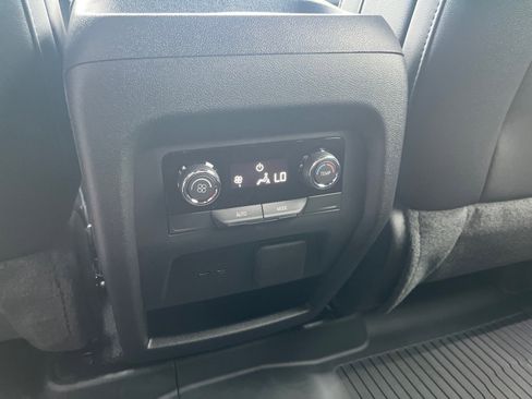 New 2026 Chevrolet Traverse Z71 AWD/4WD image 18