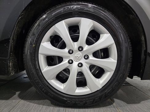 Used 2025 Toyota Corolla LE image 25