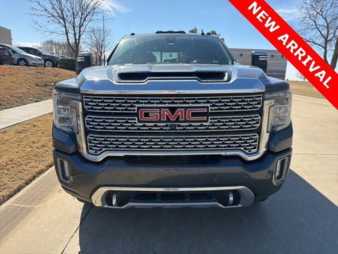 Used 2020 GMC Sierra 2500 Denali w/ Denali Ultimate Package image 8